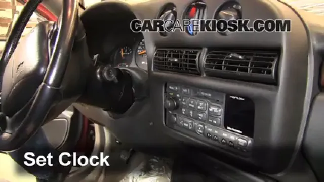 1999 Chevrolet Monte Carlo Z34 3.8L V6 Reloj Fijar hora de reloj